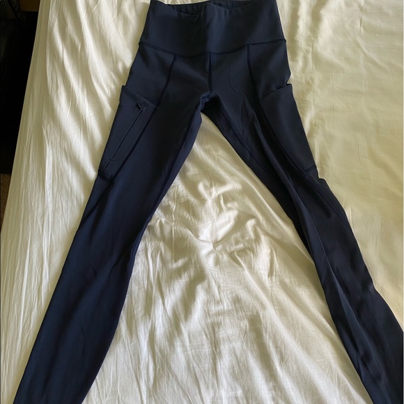 Athleta leggings - Picture 3 of 4